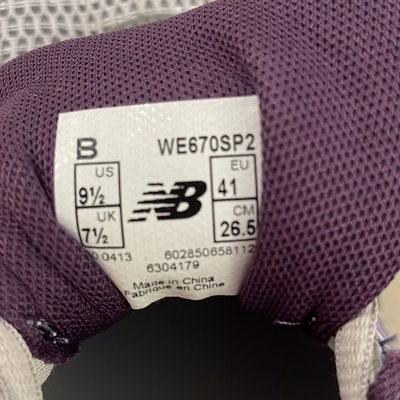 New Balance women’s sneakers - Picture 4 of 4